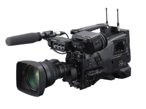 PXW-Z750